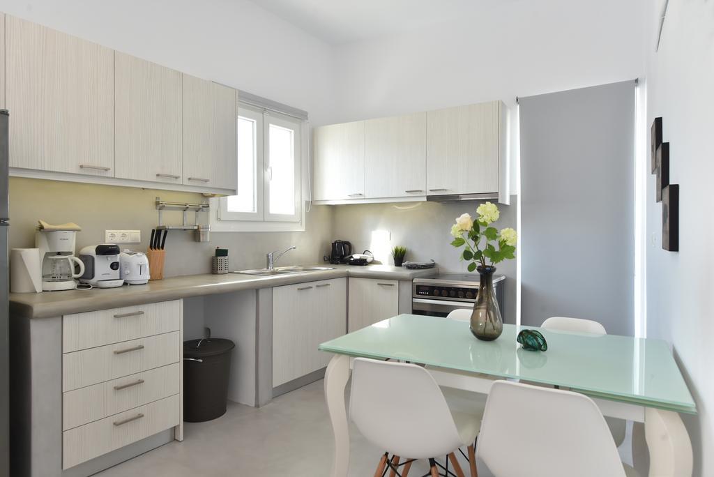 The Local House Apartment Parikia  Luaran gambar
