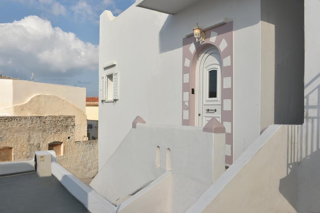 The Local House Apartment Parikia  Luaran gambar