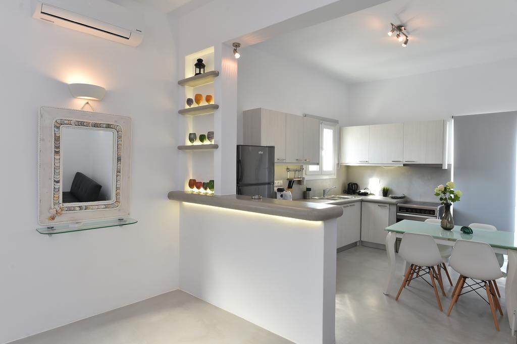 The Local House Apartment Parikia  Luaran gambar